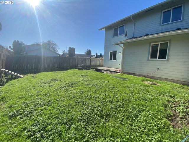 722 PIONEER Rd A, Brookings, OR 97415