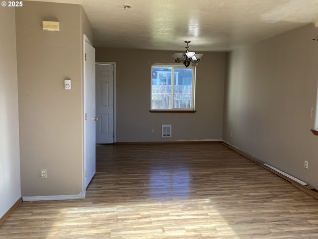 722 PIONEER Rd A, Brookings, OR 97415