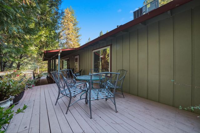 23420 Robin Rd, Pioneer, CA 95666