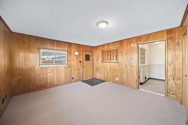 1565 Garywood Avenue, Columbus, OH 43227