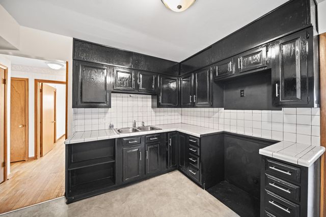 1565 Garywood Avenue, Columbus, OH 43227