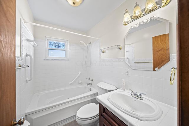 1565 Garywood Avenue, Columbus, OH 43227