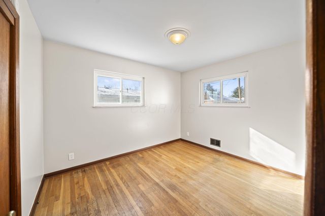 1565 Garywood Avenue, Columbus, OH 43227