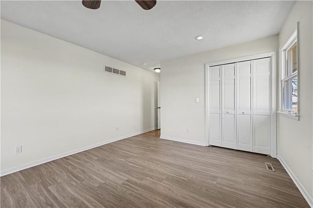 22284 Rosewood Street, Bucyrus, KS 66013