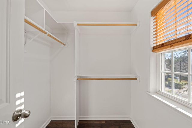 721 Hewespoint Court, Cary, NC 27519