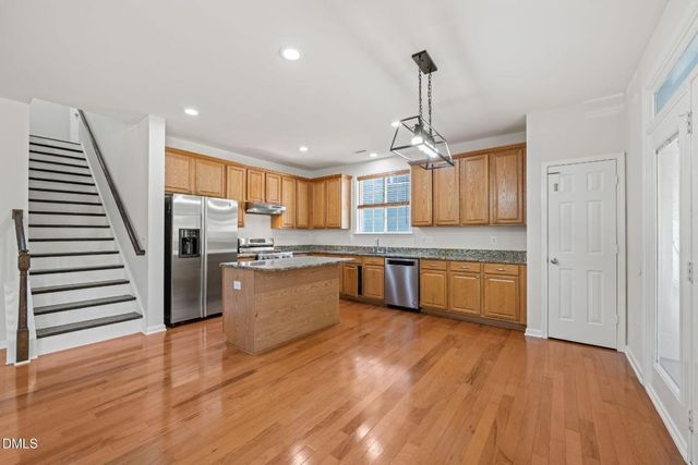 721 Hewespoint Court, Cary, NC 27519