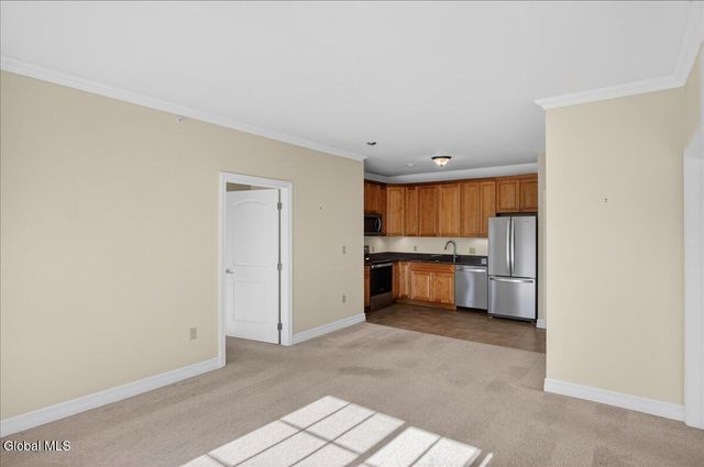 8 Wall Street APT 428, Clifton Park, NY 12065