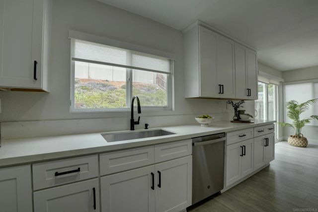 8430 Hydra Lane, San Diego, CA 92126