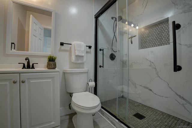 8430 Hydra Lane, San Diego, CA 92126