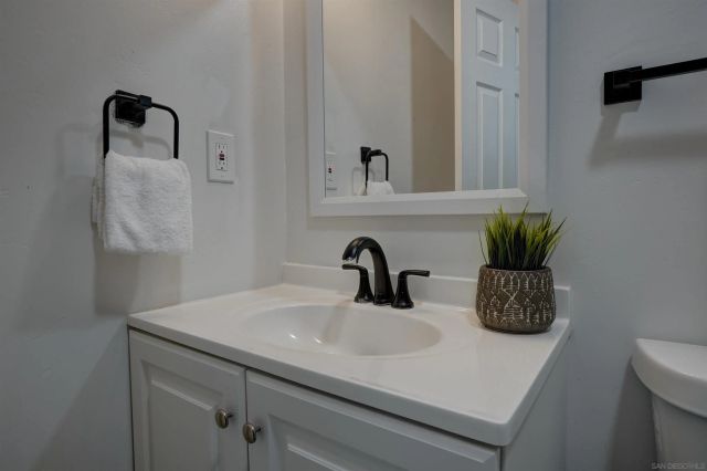 8430 Hydra Lane, San Diego, CA 92126