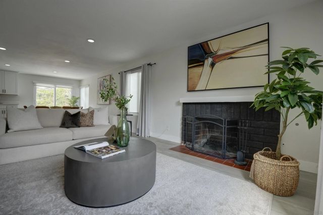 8430 Hydra Lane, San Diego, CA 92126