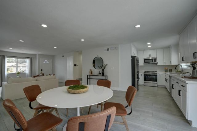 8430 Hydra Lane, San Diego, CA 92126