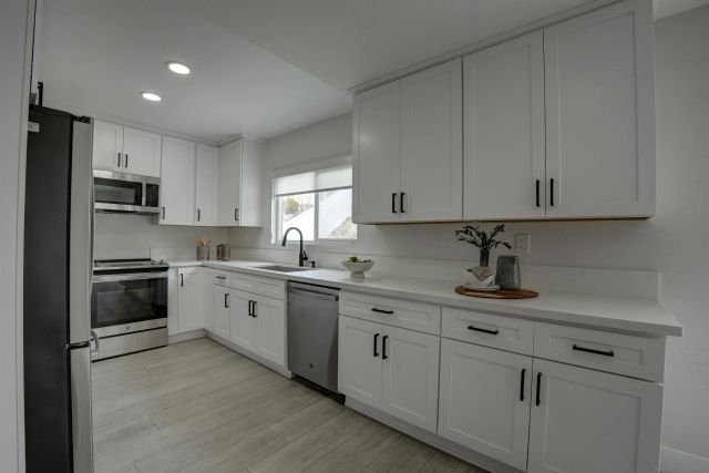 8430 Hydra Lane, San Diego, CA 92126