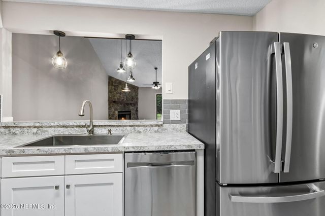 11302 DERRINGER Circle S, Jacksonville, FL 32225