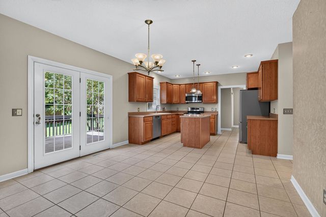 3410 St James Avenue, Bettendorf, IA 52722