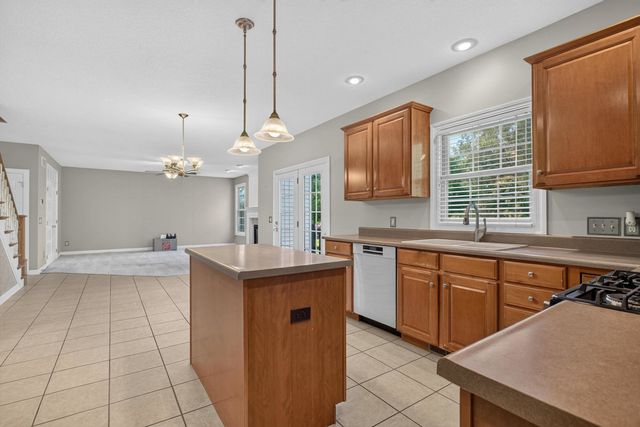 3410 St James Avenue, Bettendorf, IA 52722