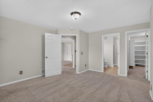3410 St James Avenue, Bettendorf, IA 52722