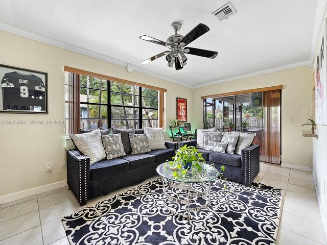 5009 SW 104th Avenue, Cooper City, FL 33328