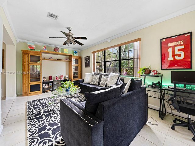 5009 SW 104th Avenue, Cooper City, FL 33328