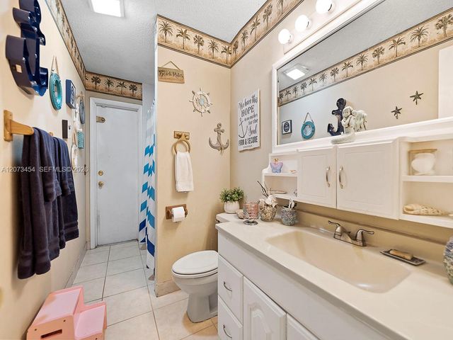 5009 SW 104th Avenue, Cooper City, FL 33328