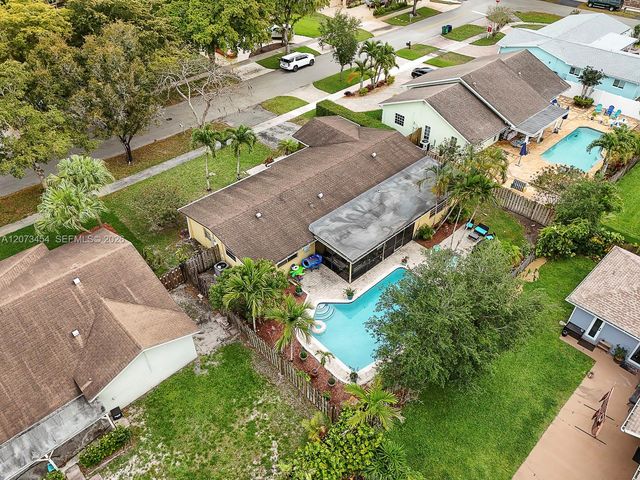 5009 SW 104th Avenue, Cooper City, FL 33328