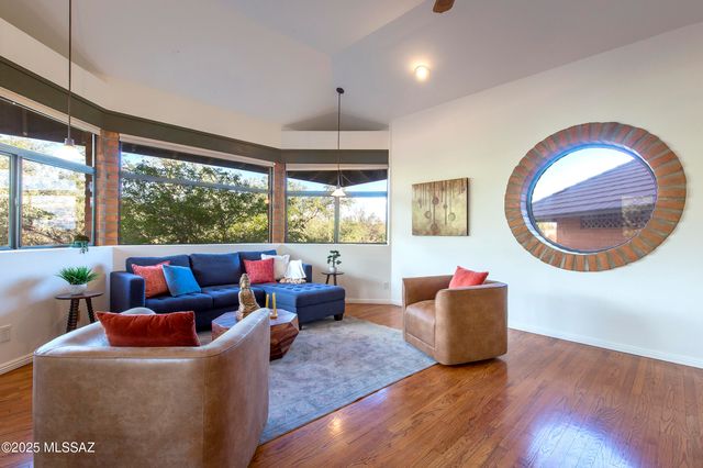 6300 E Via de la Yerba, Tucson, AZ 85750