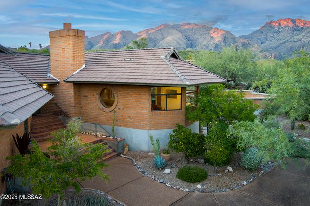 6300 E Via de la Yerba, Tucson, AZ 85750