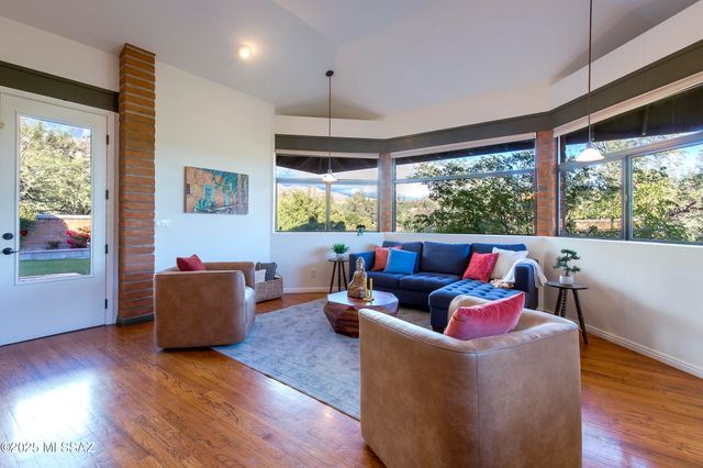 6300 E Via de la Yerba, Tucson, AZ 85750