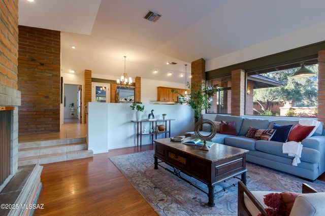 6300 E Via de la Yerba, Tucson, AZ 85750