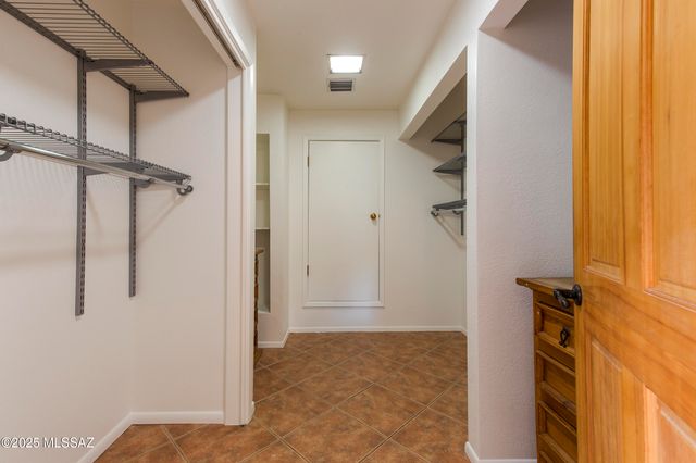 6300 E Via de la Yerba, Tucson, AZ 85750