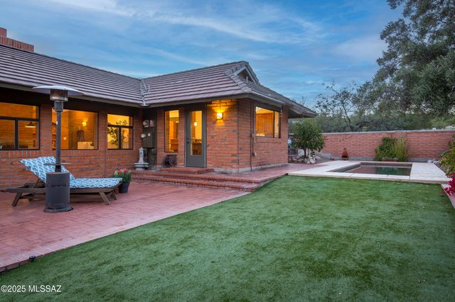 6300 E Via de la Yerba, Tucson, AZ 85750