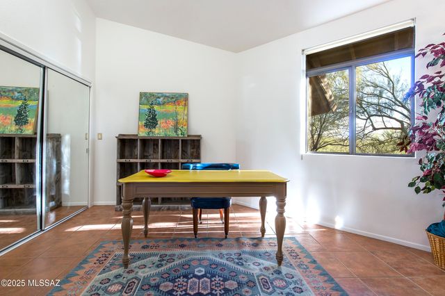 6300 E Via de la Yerba, Tucson, AZ 85750