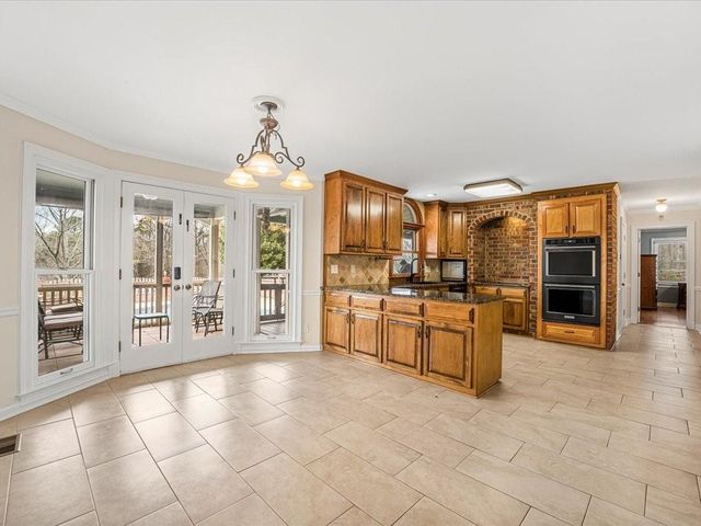 652 McCready Drive, Dallas, GA 30157