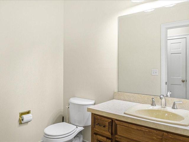 652 McCready Drive, Dallas, GA 30157