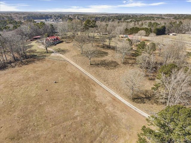 652 McCready Drive, Dallas, GA 30157