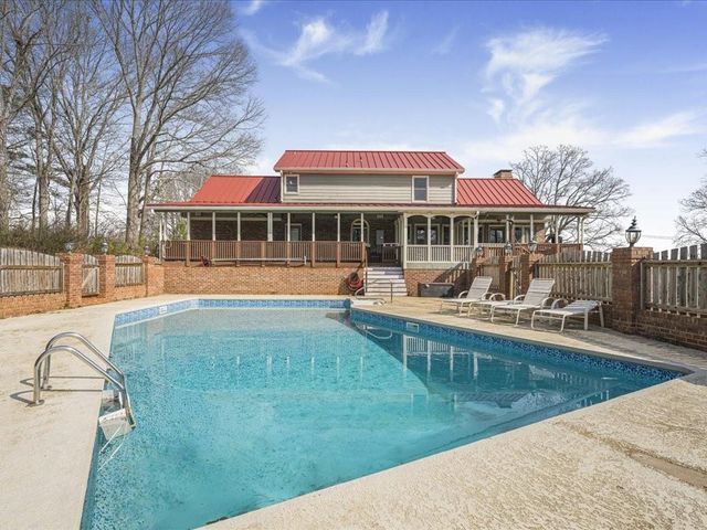 652 McCready Drive, Dallas, GA 30157