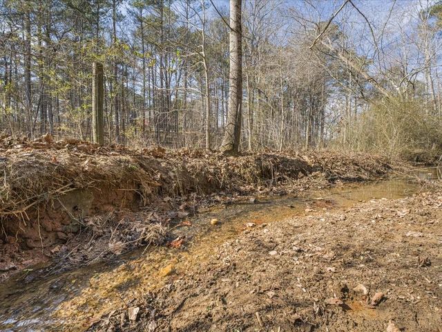 652 McCready Drive, Dallas, GA 30157