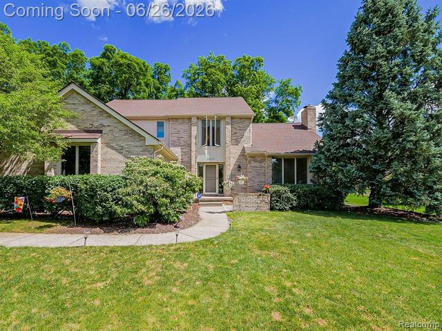 29523 Shenandoah Drive, Farmington, MI 48331