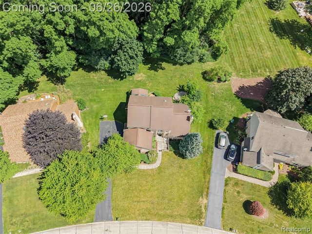 29523 Shenandoah Drive, Farmington, MI 48331
