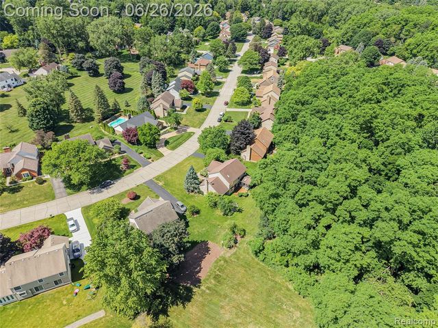 29523 Shenandoah Drive, Farmington, MI 48331