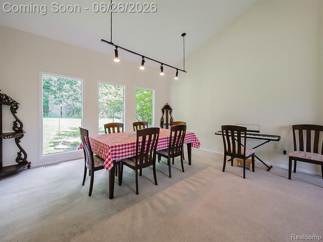 29523 Shenandoah Drive, Farmington, MI 48331