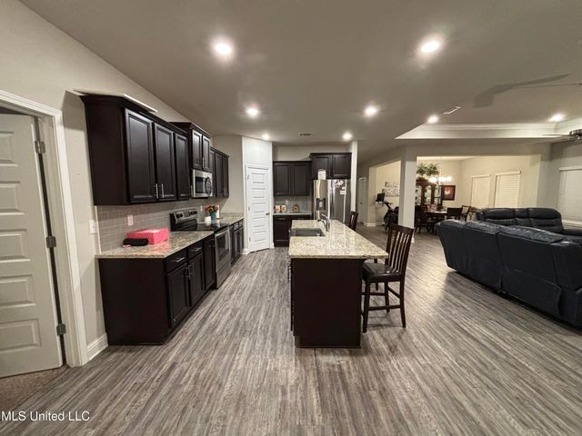 10645 Chapelwood Drive, Gulfport, MS 39503