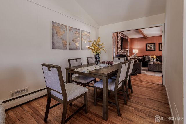 25 colburn Road, East Brunswick, NJ 08816