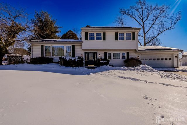 25 colburn Road, East Brunswick, NJ 08816