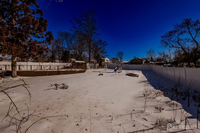 25 colburn Road, East Brunswick, NJ 08816