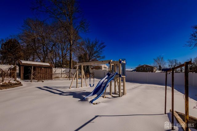 25 colburn Road, East Brunswick, NJ 08816