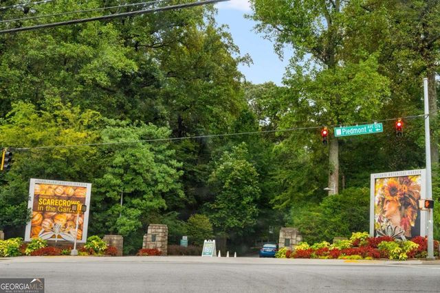 825 Highland Lane NE 1308, Atlanta, GA 30306