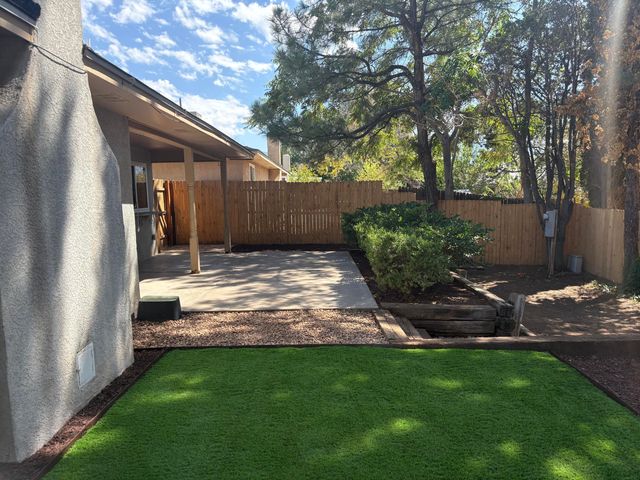 6700 Esther Avenue NE, Albuquerque, NM 87109