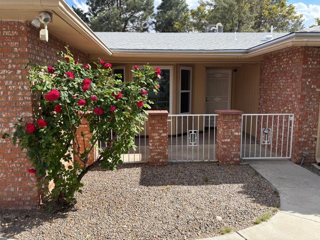 6700 Esther Avenue NE, Albuquerque, NM 87109