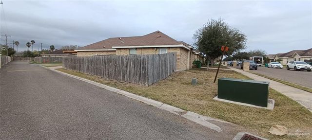 3904 S Radisson Avenue, Pharr, TX 78577